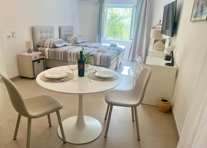Disability-friendly With Free Parking Apartament Trogir