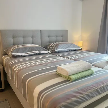 Apartment Disability-friendly With Free Parking Trogir