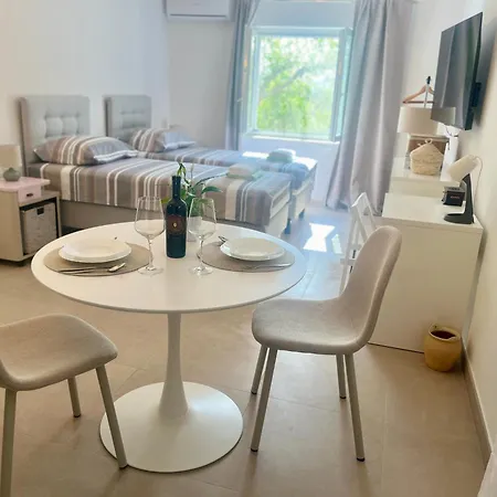 Disability-friendly With Free Parking Apartment Trogir